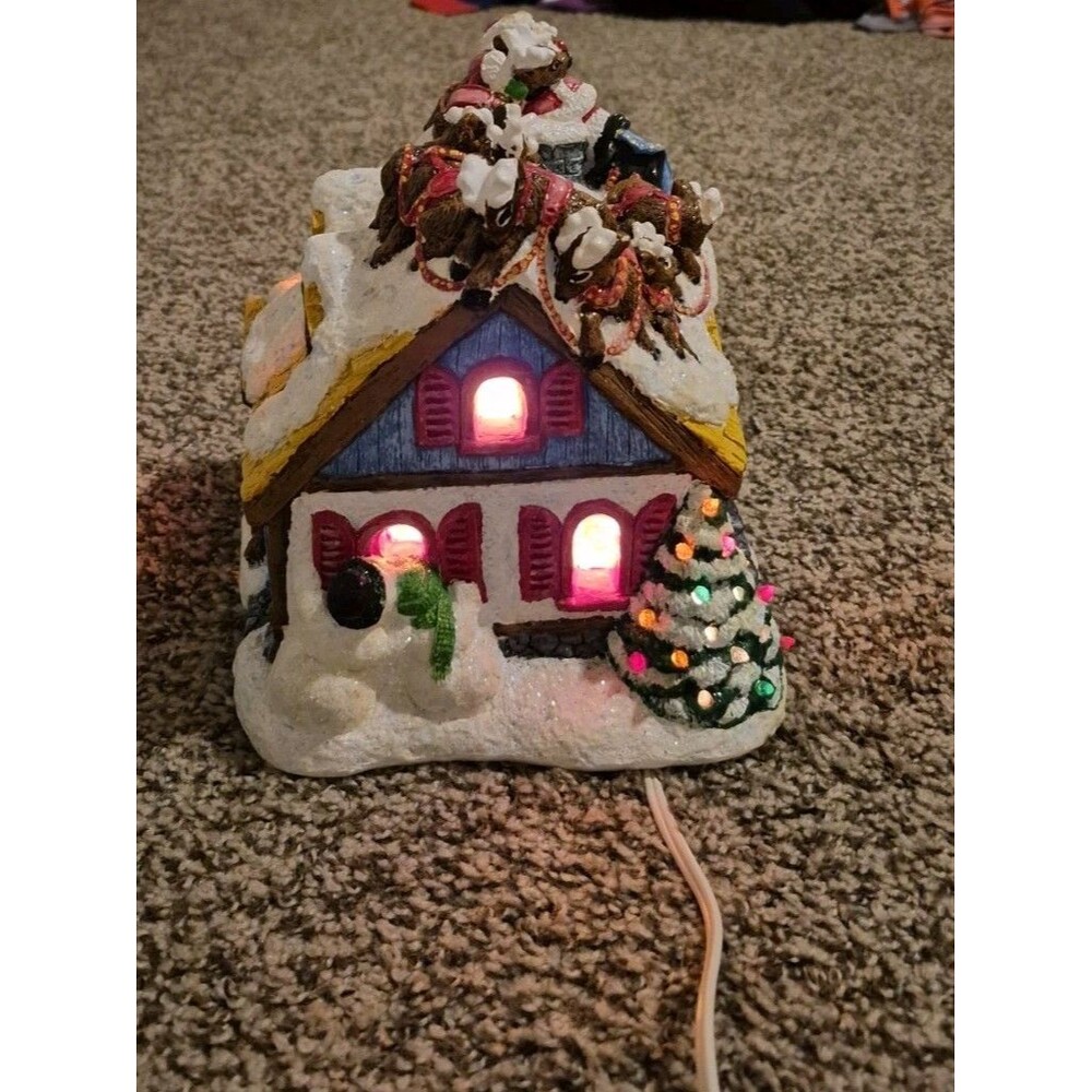 VTG Lighthouse Christmas Santa "Upon The House Top" Reindeer By Plaster Craft - Picture 4 of 8